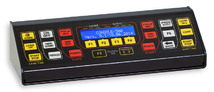Consola de mando para manejar marcadores multideporte. Pantalla LCD 2x20 y teclado de membrana. 